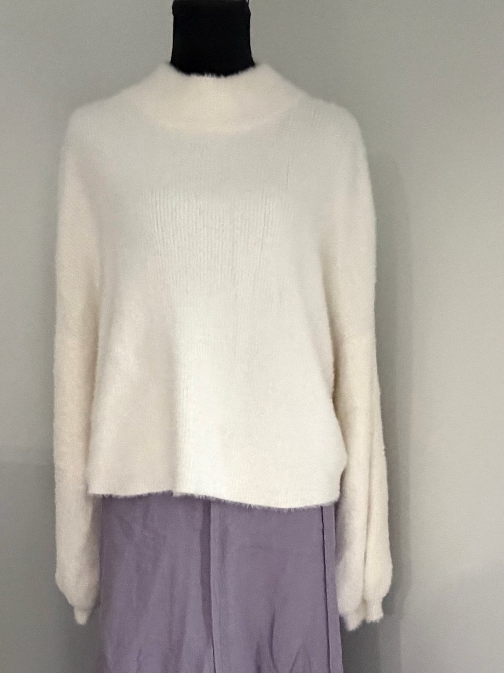 TRUTH by Republic Fuzzy Ivory Mock Neck Sweater Women's Large Oversized Cozy